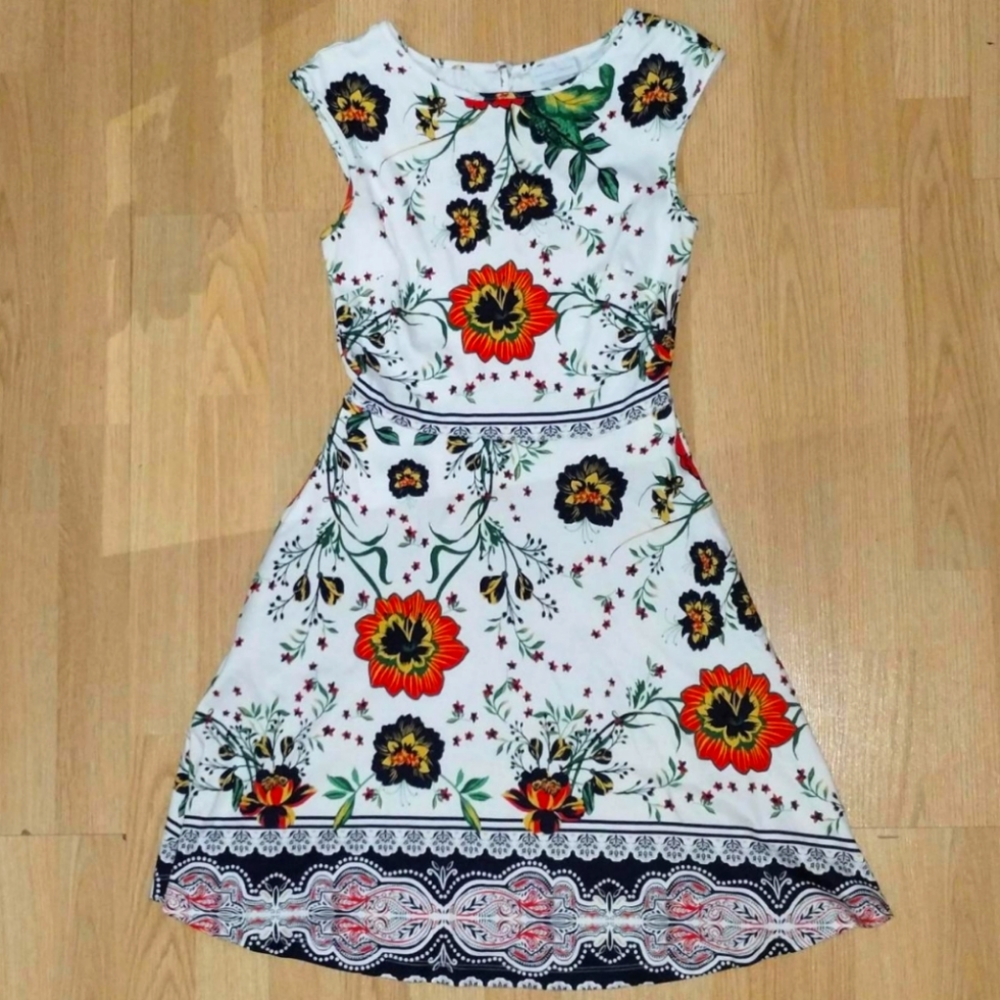Floral New York and Company Dress